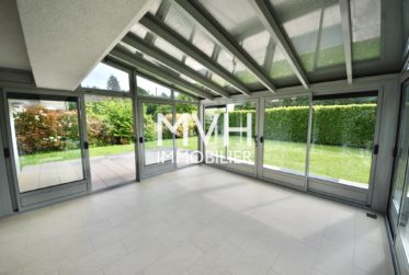 Maison individuelle 7 pièces au calme avec véranda