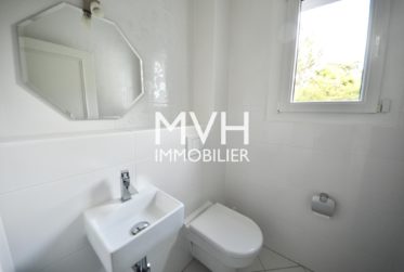 Maison individuelle 7 pièces au calme avec véranda