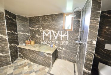 Villa d’architecte meublée 9 pièces dans écrin de verdure