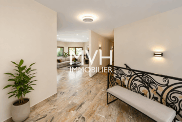 Villa d’architecte 9 pièces dans écrin de verdure