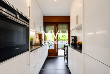Appartement au calme avec jardin et piscine