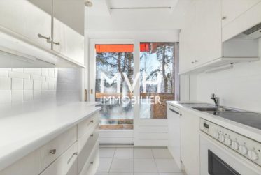 Appartement 3 pièces au calme avec piscine